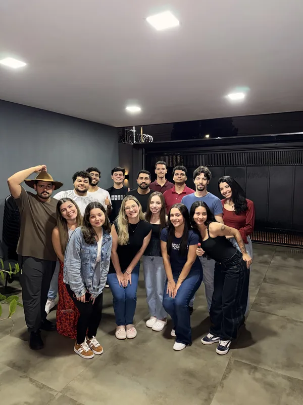 Fotografia do grupo reunido para mais um encontro.